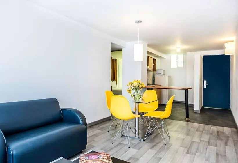 Отель Viaggio Country