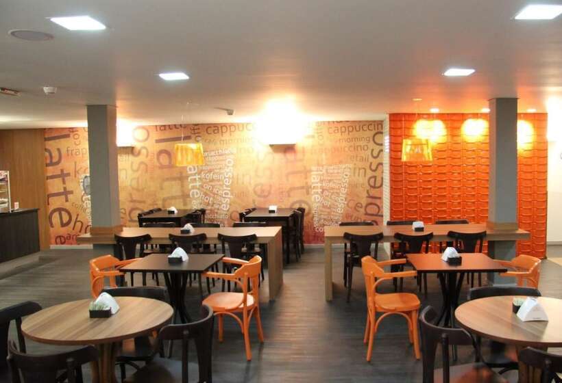 ホテル Vista Inn Express Contagem