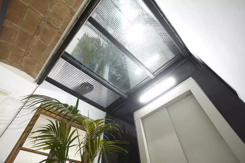 L Escudellers By The Streets