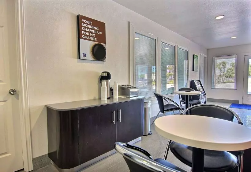 Motel 6 Rockport, Tx