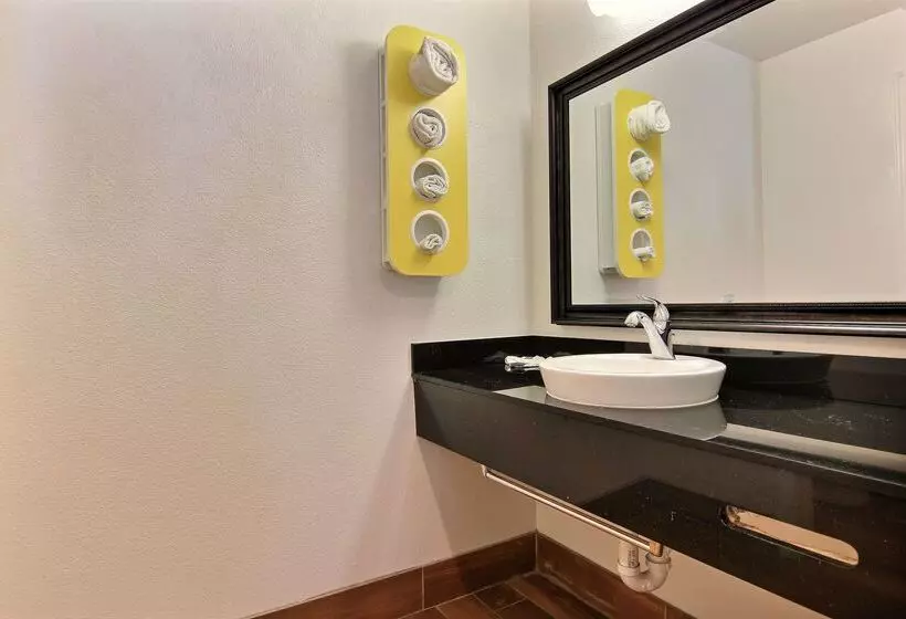 Motel 6 Rockport, Tx