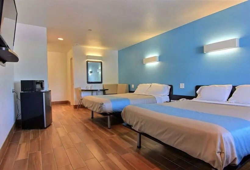 Motel 6 Rockport, Tx