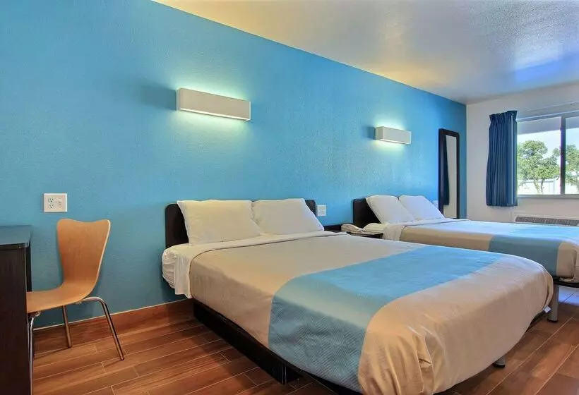 Motel 6 Rockport, Tx