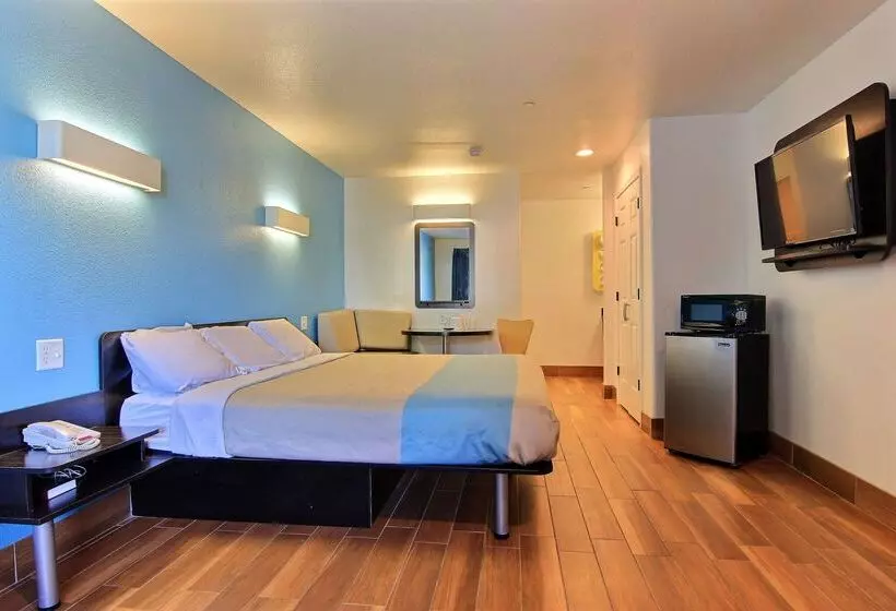 Motel 6 Rockport, Tx