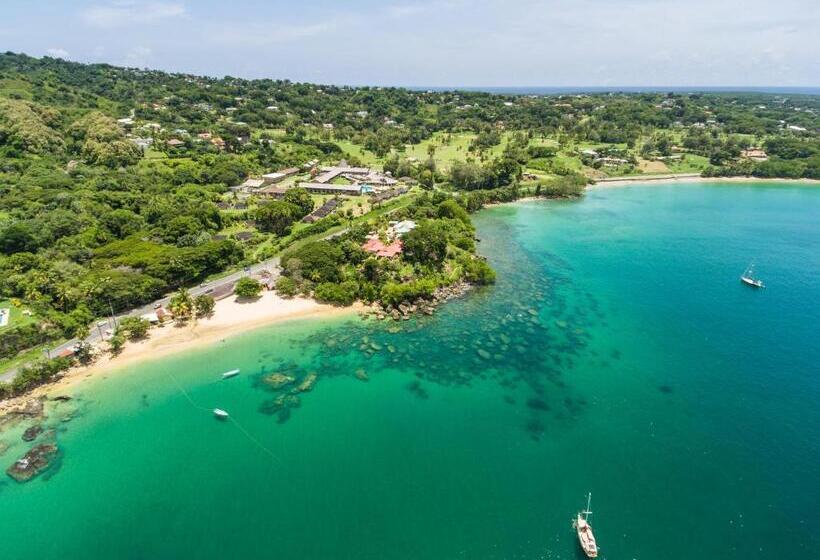 هتل Mount Irvine Bay Resort