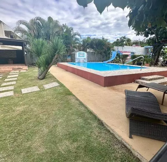 پانسیون Crash Boat 1