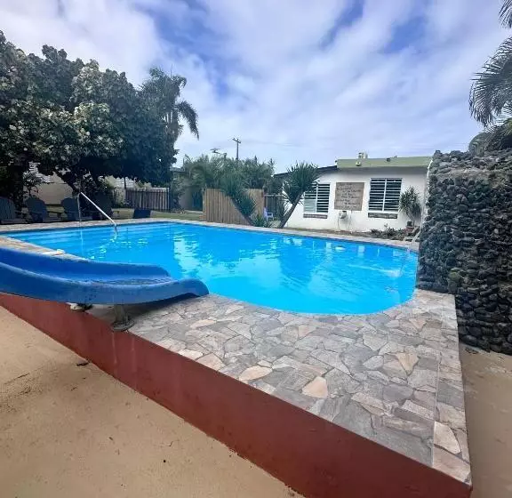 پانسیون Crash Boat 1