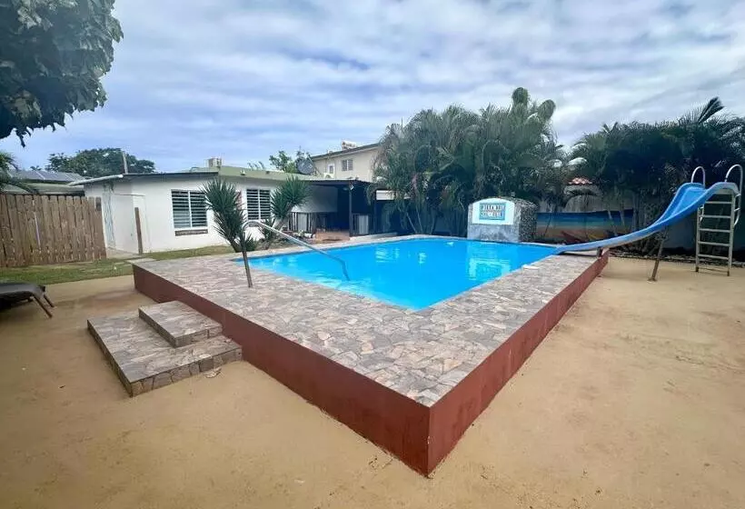 پانسیون Crash Boat 1