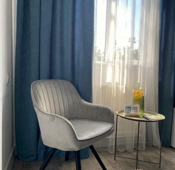 هاستل Express Inn