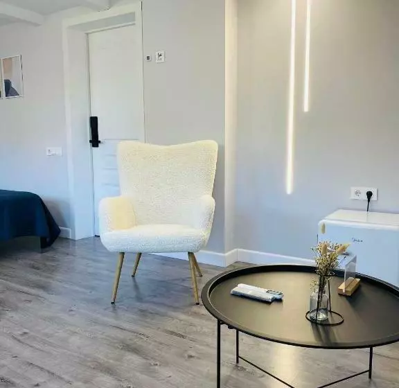 هاستل Express Inn