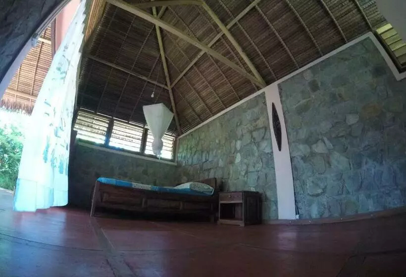 تختخواب و صبحانه Les Jardins D Ankify