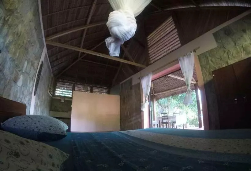 تختخواب و صبحانه Les Jardins D Ankify