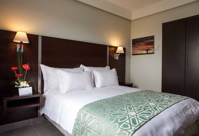 فندق Sky Casa Airport