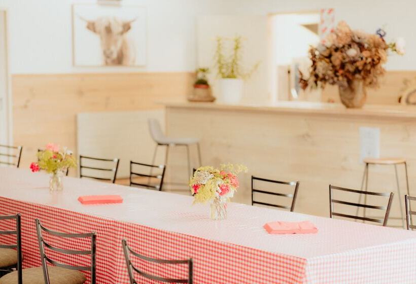 酒店 Waitomo Village Chalets Home Of Kiwipaka