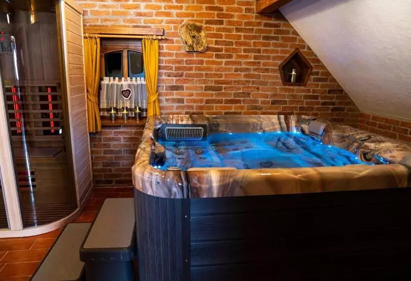 پانسیون Guesthouse Močivnik