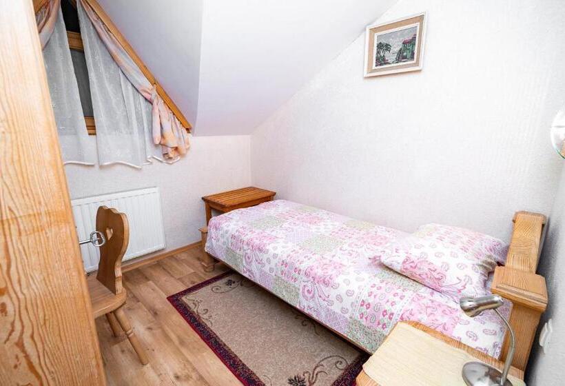 پانسیون Guesthouse Močivnik