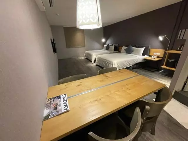 Roppongi Motel   Dalian