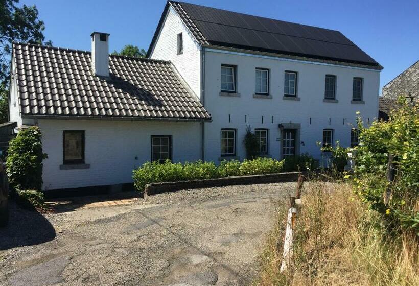 ベッドアンドブレックファースト Aux Pieds Des Vaches