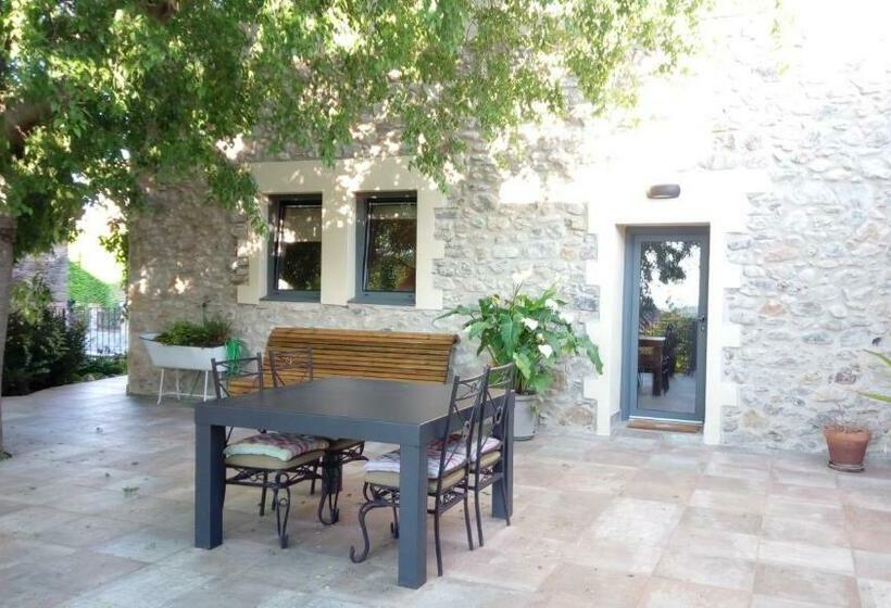 Bed and Breakfast La Casa Dels Lledoners