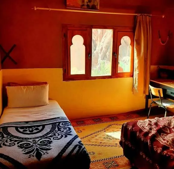تختخواب و صبحانه Maison Isabel