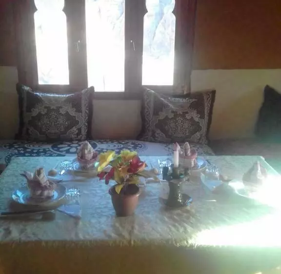 تختخواب و صبحانه Maison Isabel