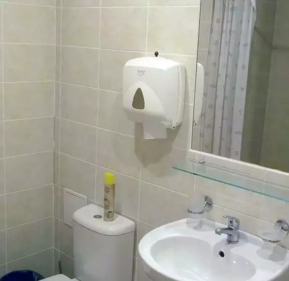 مُتل Kambarių Nuoma   Rumšiškės Saurida