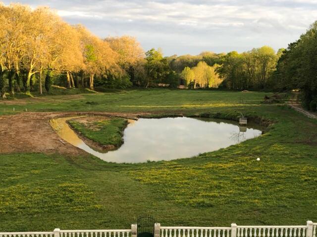 بنسيون Château De Monhoudou
