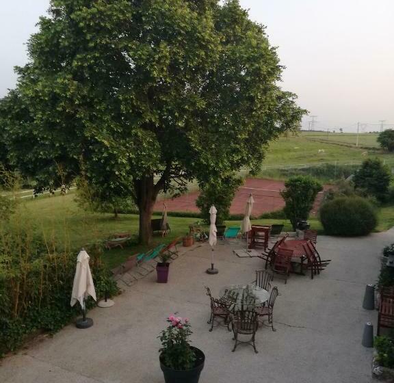 פנסיון La Vallée