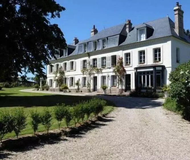 Majatalo Manoir Du Clap