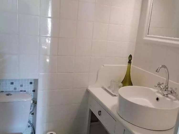 Majatalo Manoir Du Clap