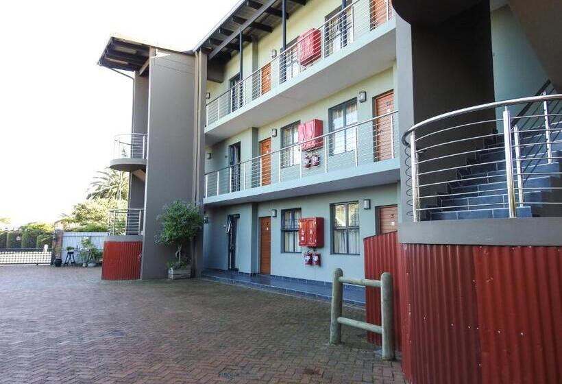 17onwellington Suites