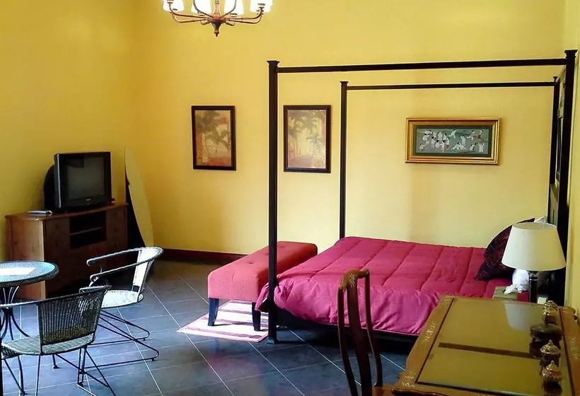 Pictory Garden Resort