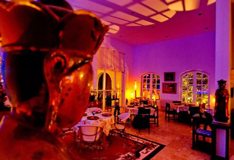 Pictory Garden Resort