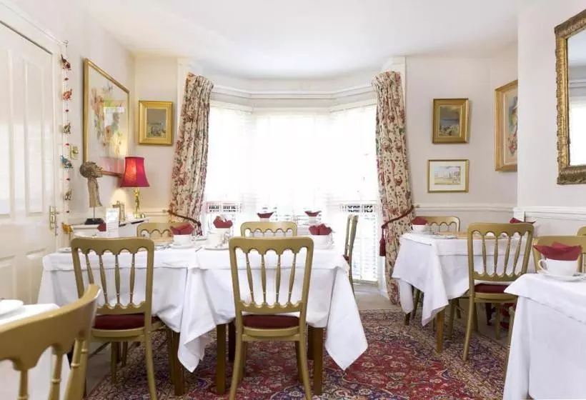 Bed and Breakfast Number 14 Guest House