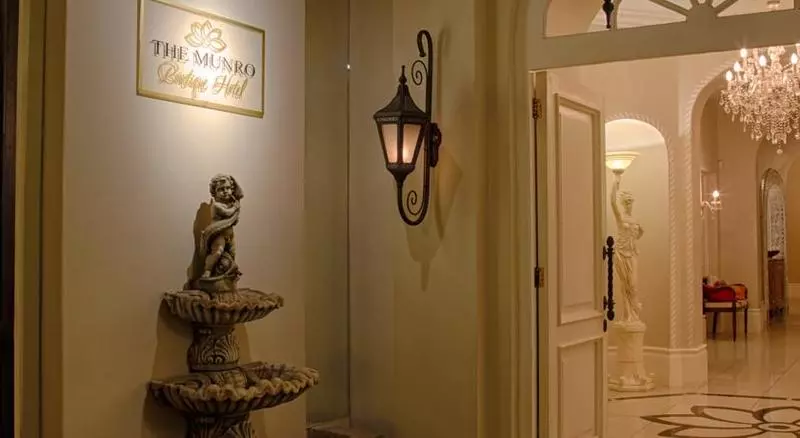 Bed and Breakfast The Munro Boutique