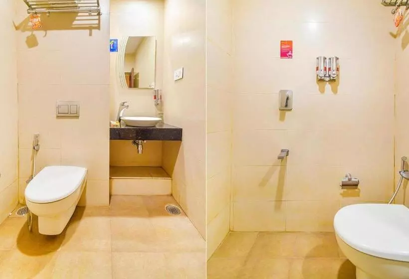 Fabhotel Kinera Comforts Railway Station