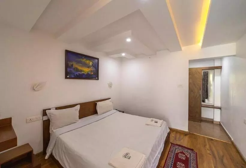 استراحتگاه Fortune Retreats
