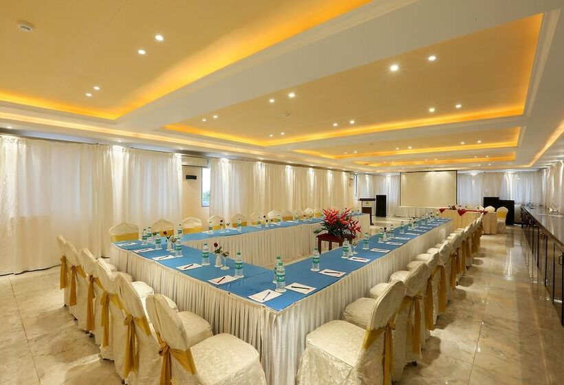 בית מלון כפרי De Alturas Resort