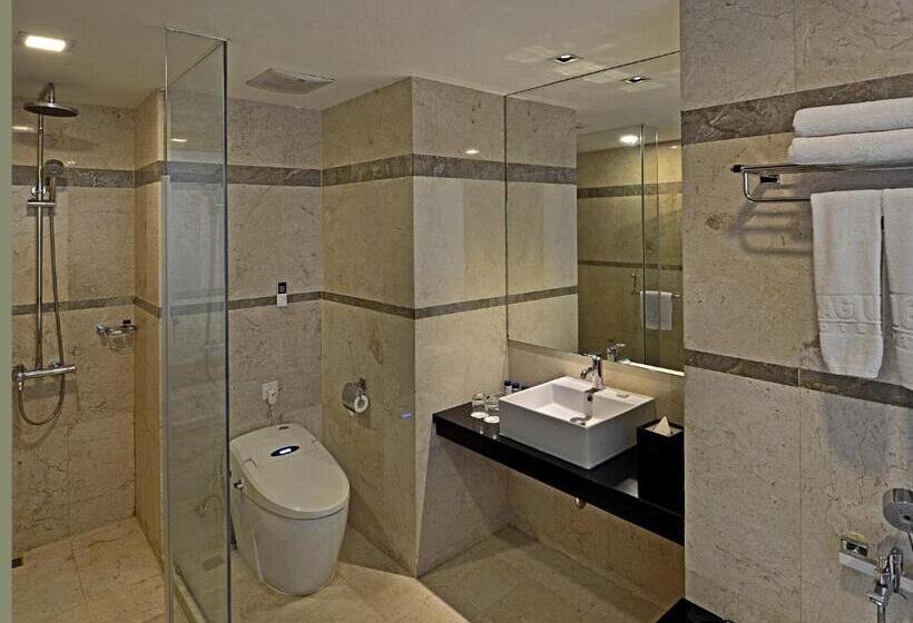 Gino Feruci Braga By Kagum Hotels