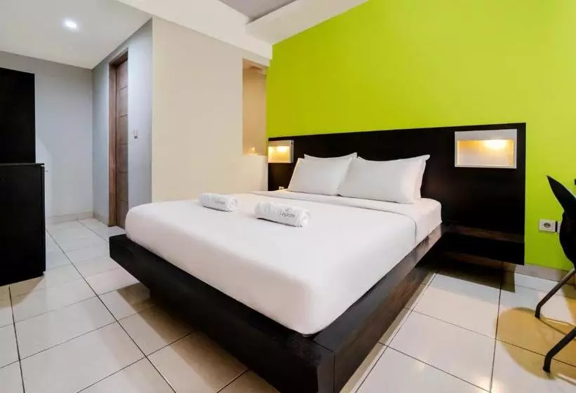 Otel Legreen Suite Pejompongan