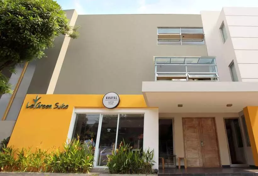 Otel Legreen Suite Pejompongan
