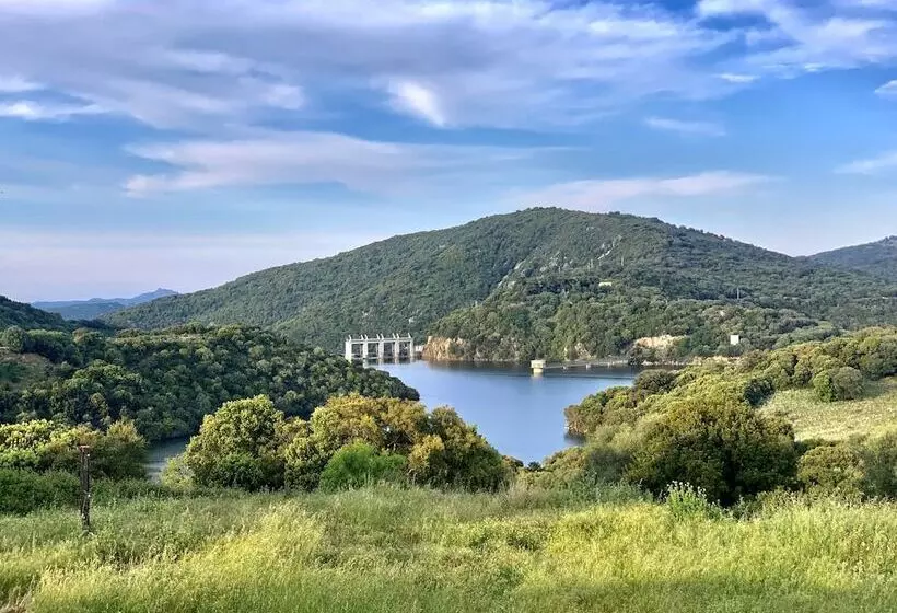 ホテル Liscia Country Relais