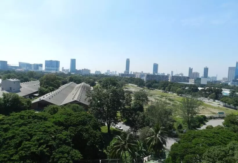 Hotelli Nanatai Suites