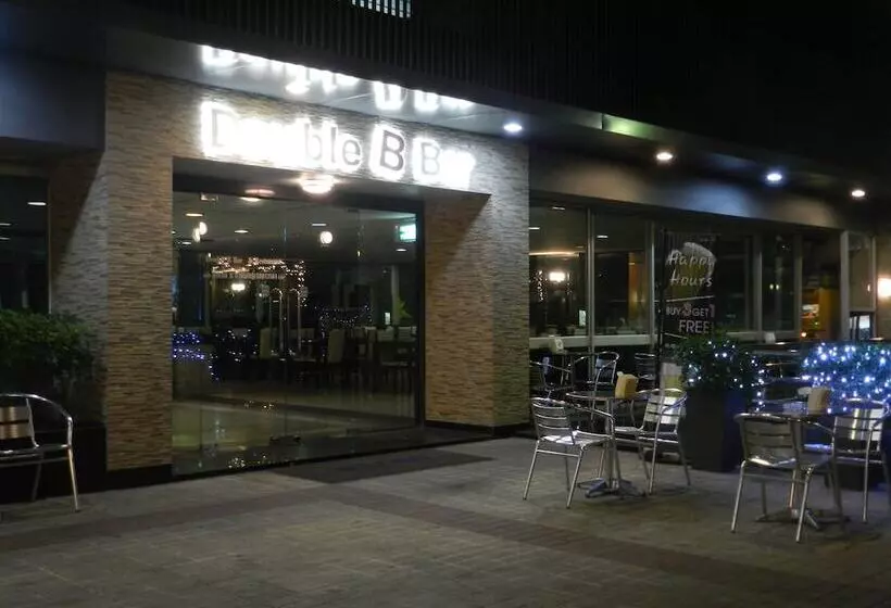 Hotelli Nanatai Suites