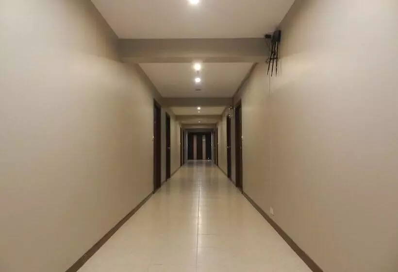 Hotelli Nanatai Suites