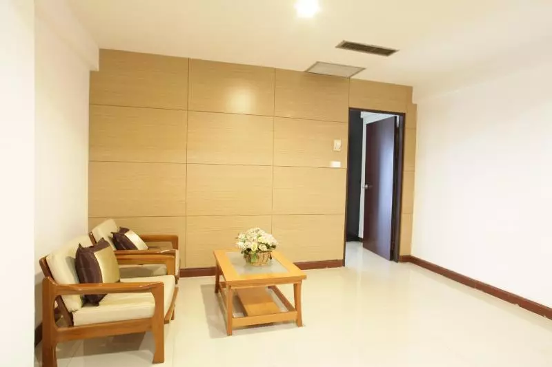 Hotelli Nanatai Suites