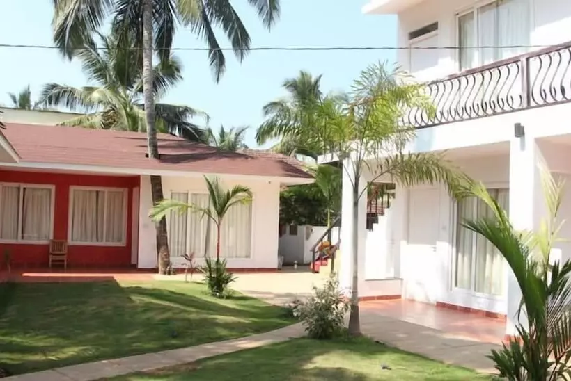 Hotel Paparazzi Resort