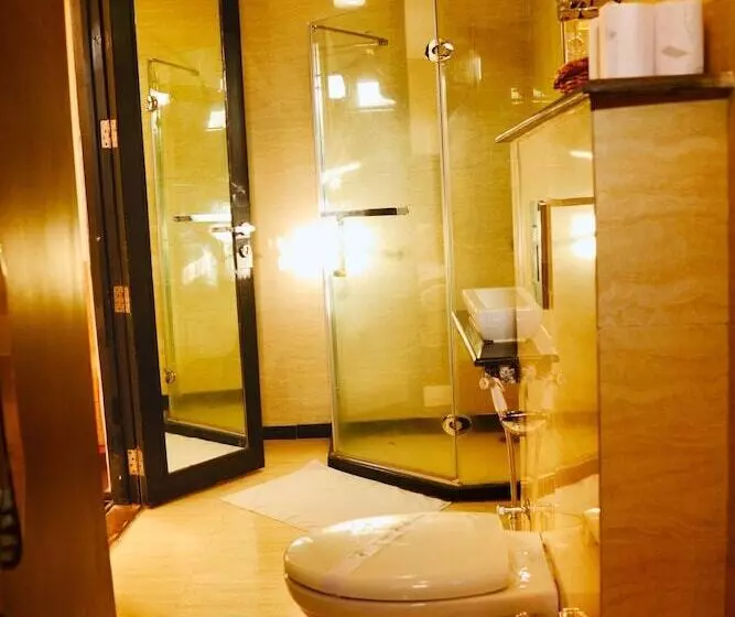 Hotelli Pine Spring Resort Gulmarg