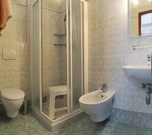 هتل Villa Flora