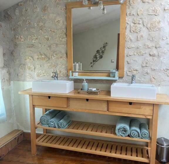 مبيت وإفطار Naturo Gites